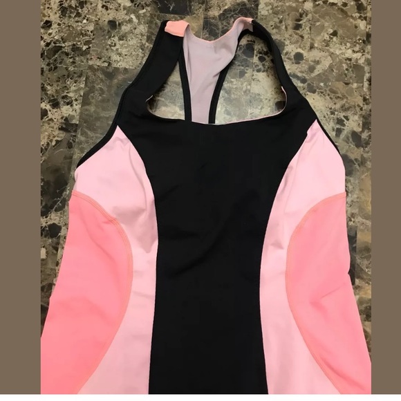 Lululemon Cardio Tank - Picture 3 of 7